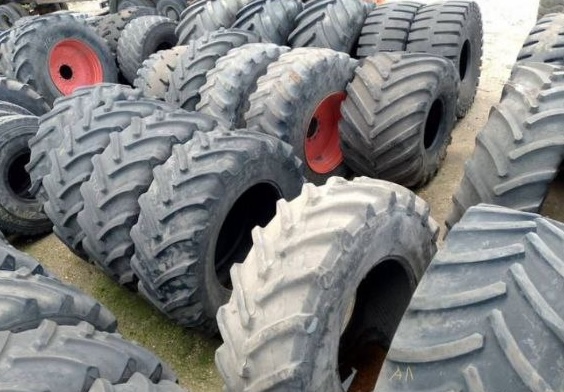 Б/у шины для тракторов, грузовых автомобилей и спецтехники - АвтоЛакинск